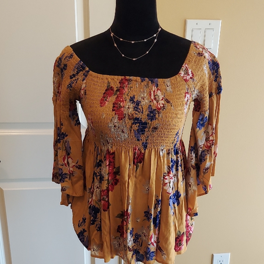 Francesca's Floral Smocked Women's Top - Mustard